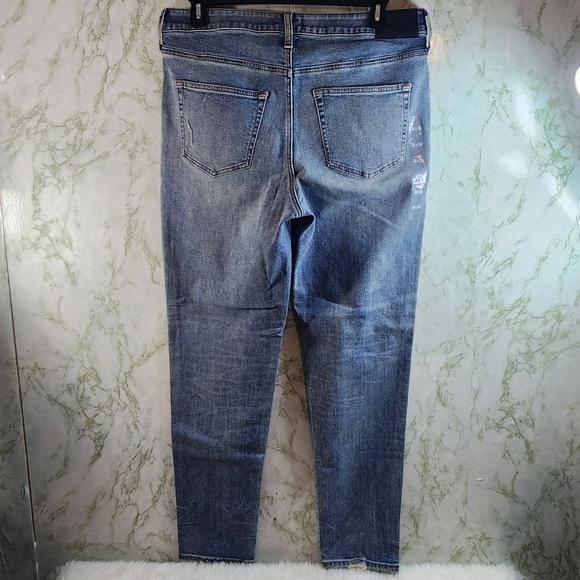 EXPRESS Athletic Skinny Jeans - Picture 7 of 16